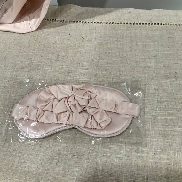 NWT!! Silky Pink 2 Piece Pajama Set with Sleep Mask Size XL - Picture 11 of 11